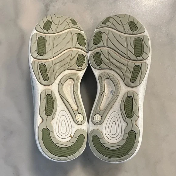 lululemon athletica Women's Light Gray and Olive Athletic Shoes - Picture 9 of 9